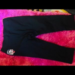 Sourpuss M Stray Cat peddle pushers NWT